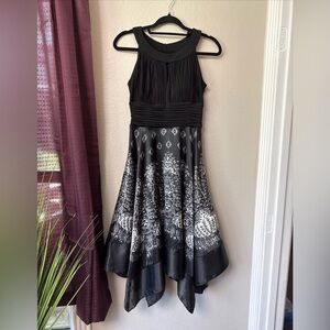 #792 Melrose sleeveless Asymmetrical Handkerchief Hem Dress Size 8